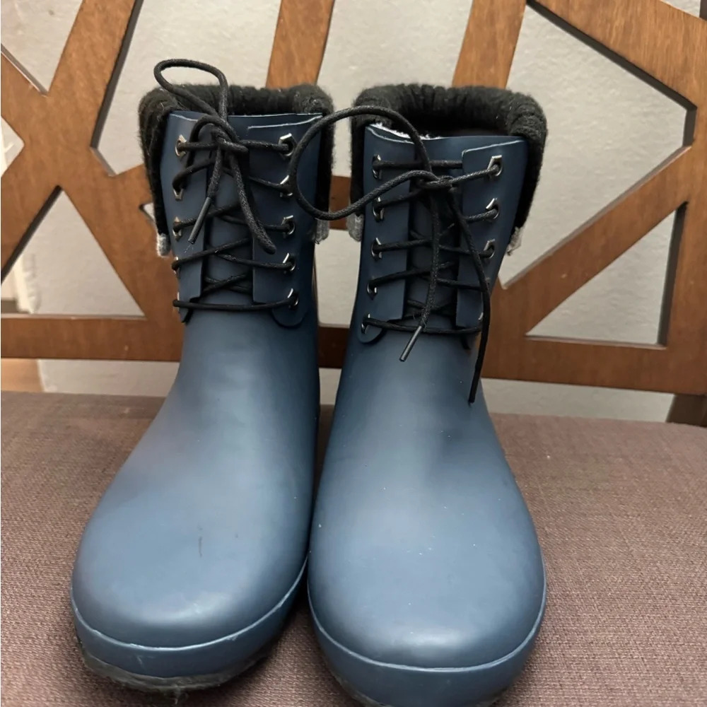 COACHELLA LACE STEEL BLUE/BLACK